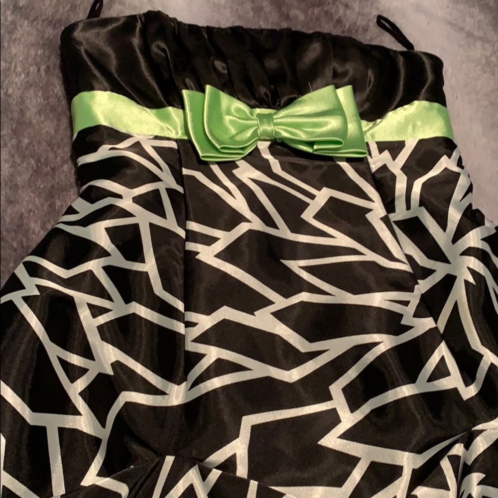 Jessica McClintock Strapless Cocktail Dress